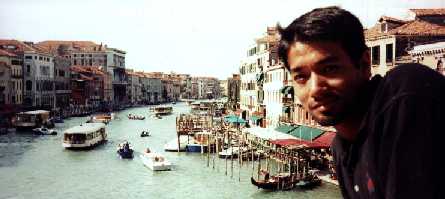 On the Ponte di Rialto