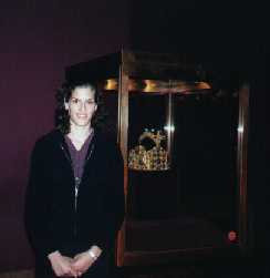 Suhad with the Holy Roman Emperor's Crown