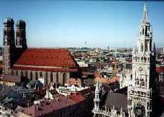 The view of Marienplatz from Peterkirche